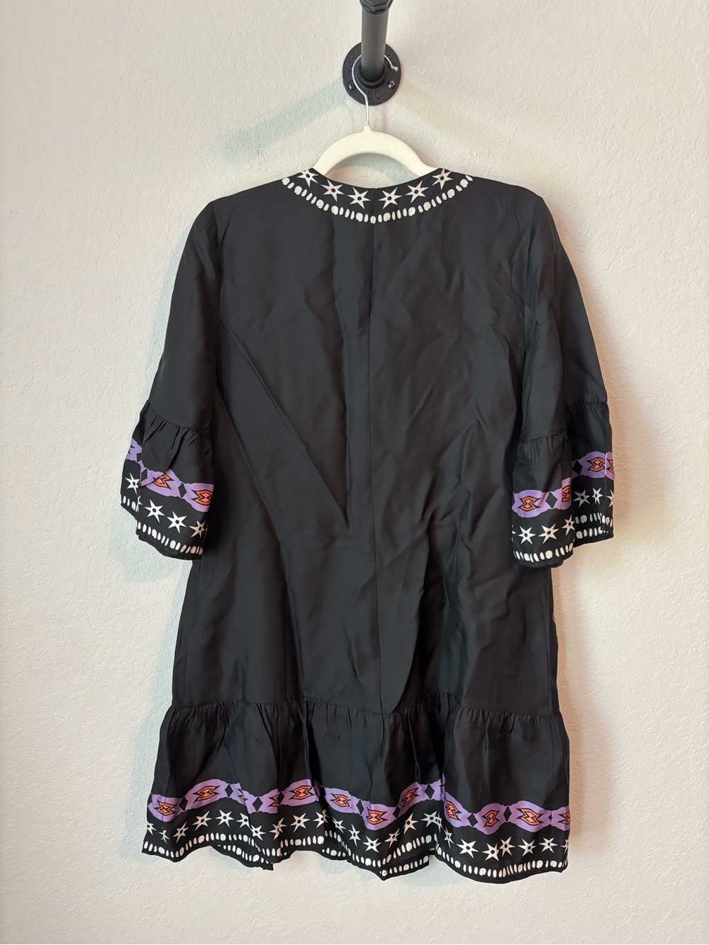 Johnny Was Jade Hailee Western Kasumi Black Floral Silk Flounce Shift Dress - Picture 6 of 9